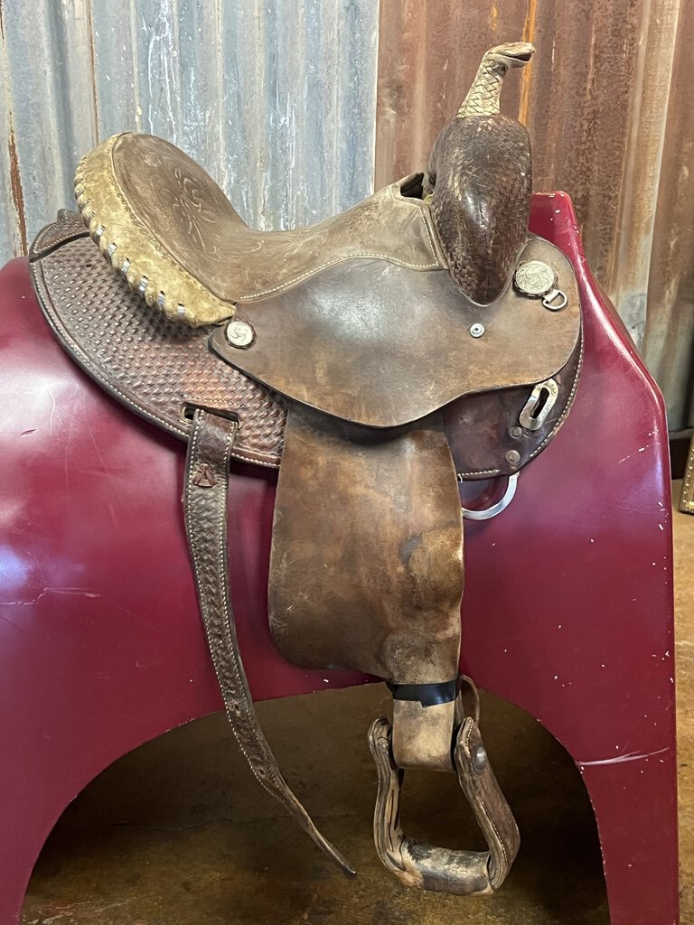 Youth size barrel saddle