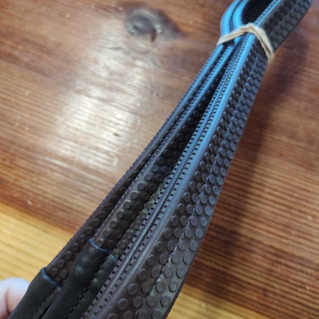 Soft grip rubber