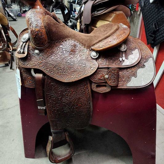 Saddle Show Broken Horn Brand