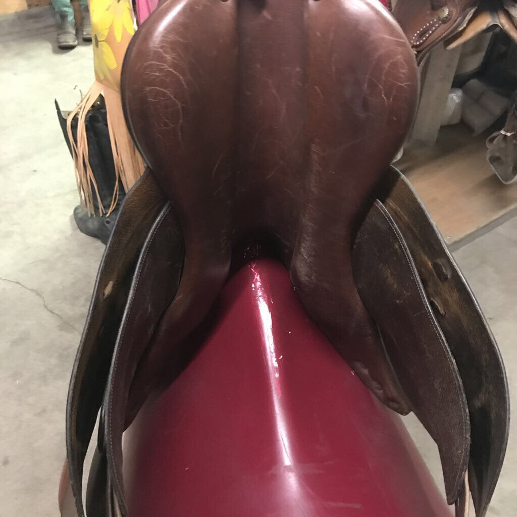 Beval English Saddle