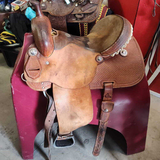 All around/ barrel saddle