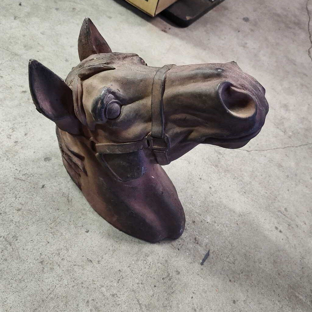 Horse head decor