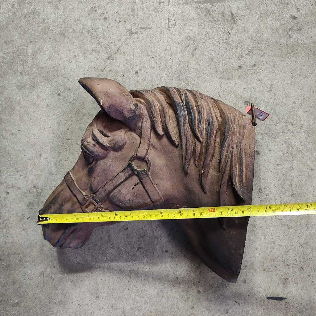 Horse head decor