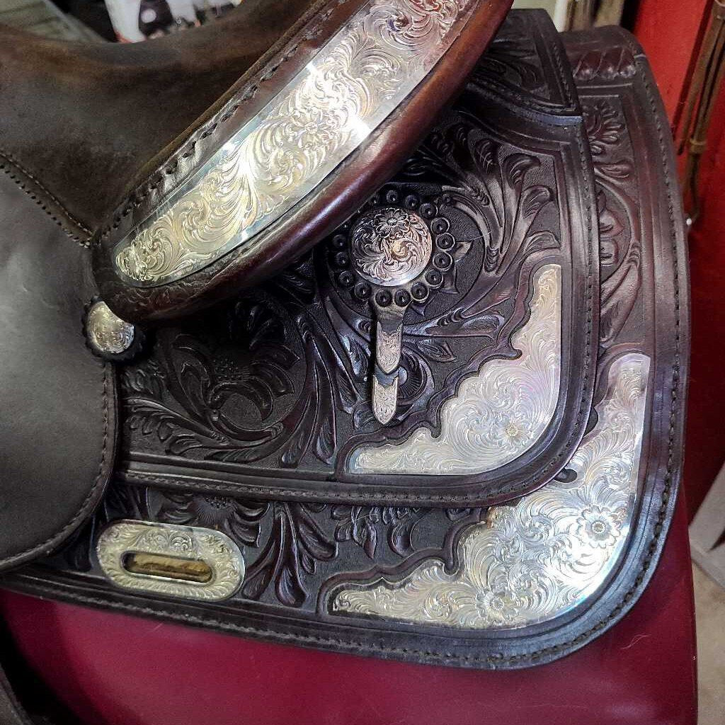 Western saddle- show