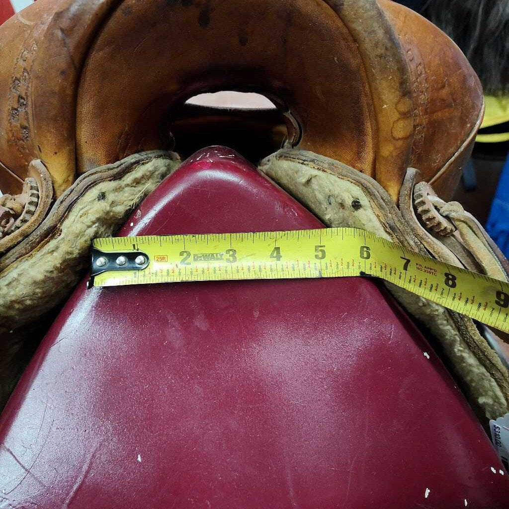 Small Roping western saddle